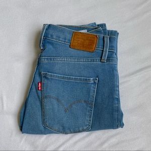 Levi’s 311 l Shaping Skinny Jeans size 26